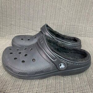 Crocs Dual Comfort Slip On Shoes Women's Size 7 Men Size 5 Faux Fur Lined